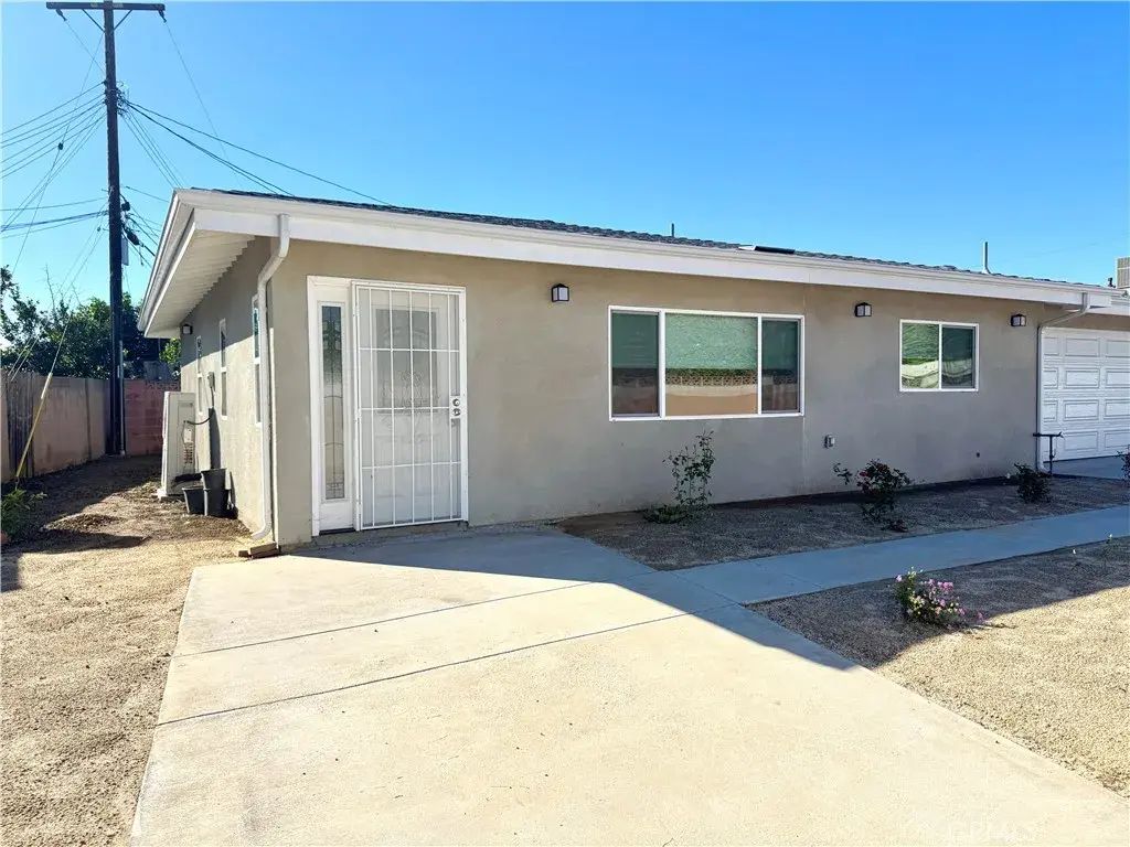 14062 Carfax 2, Tustin