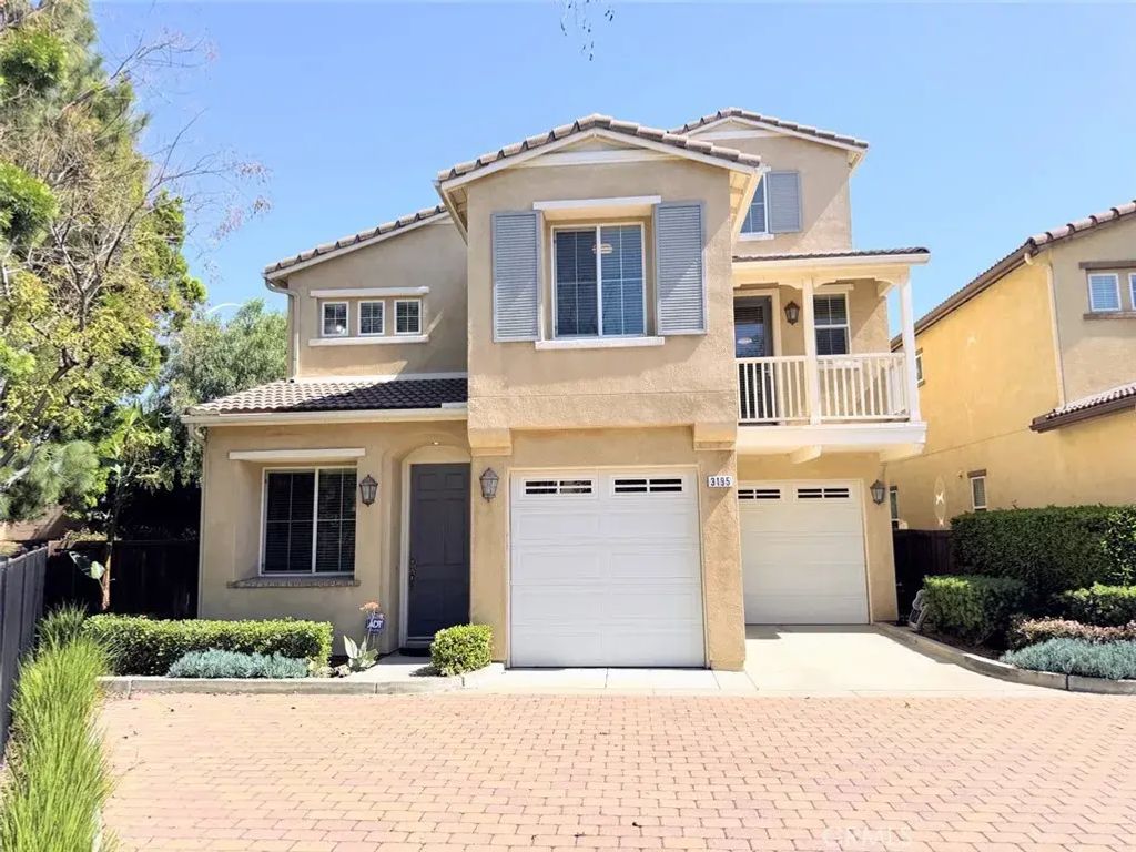 3195 N Sunrise Court, Orange