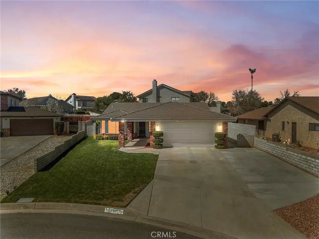 12790 Amberwood Lane, Victorville