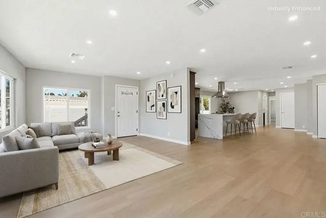 7320 San Bartolo St 217, Carlsbad