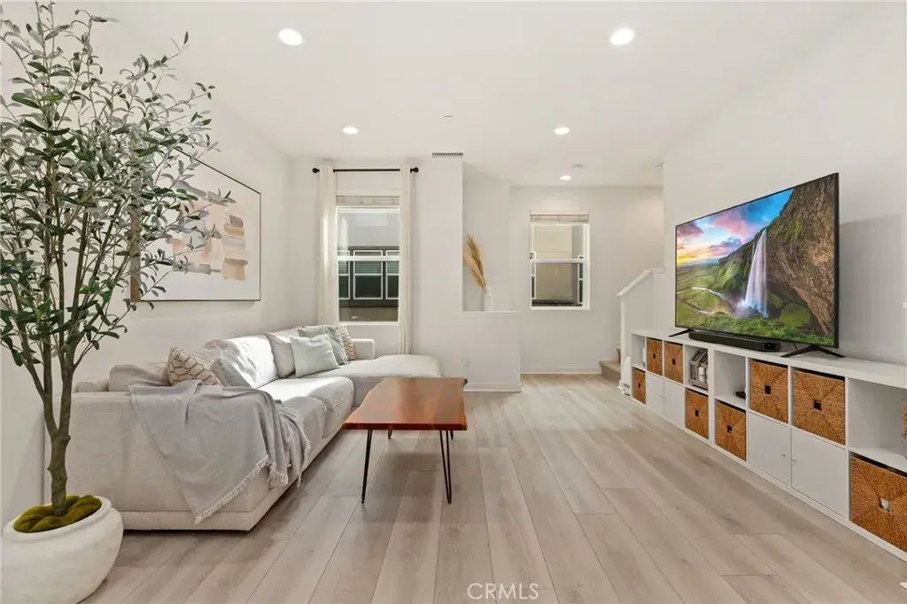 67 Sanctuary Lane, Mission Viejo