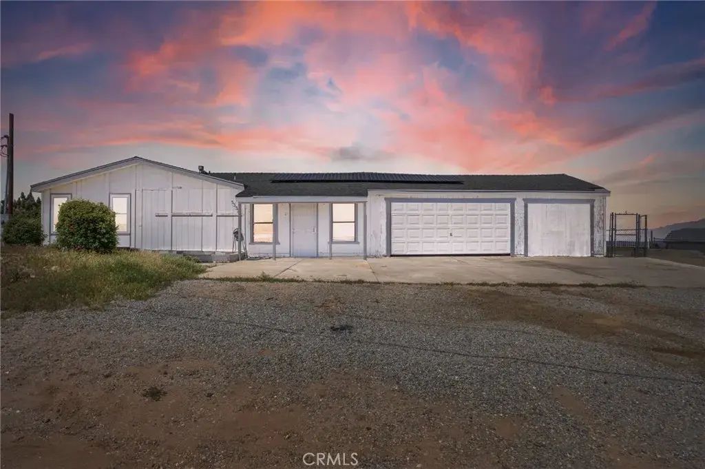 5332 Sundown Dr, Phelan