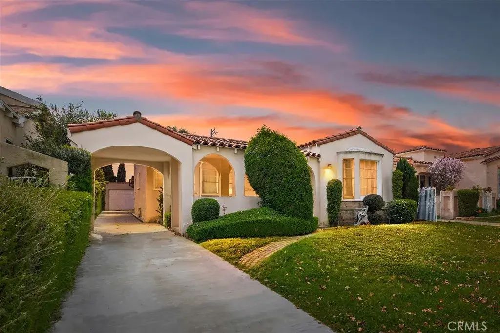 3122 W 77th, Los Angeles