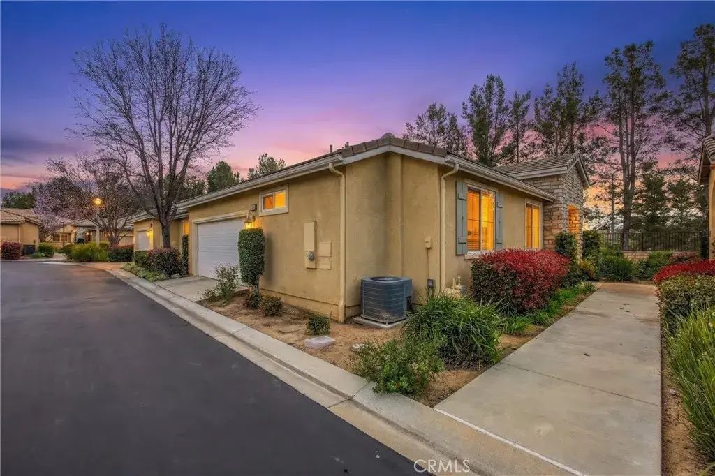 1637 Beaver Creek, Beaumont