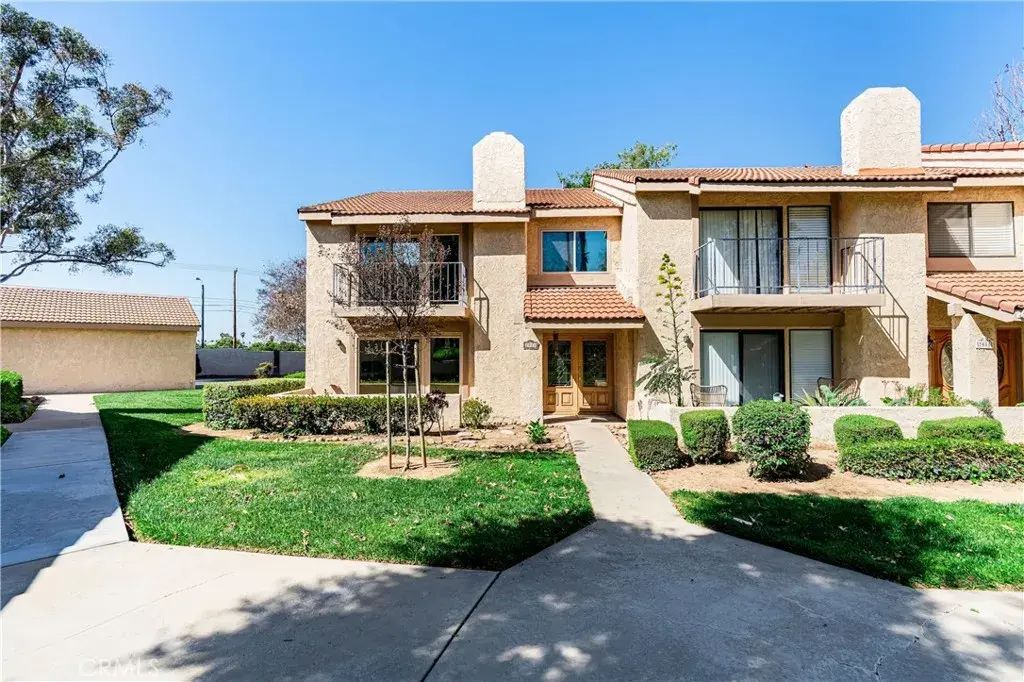 7088 Seville, Riverside