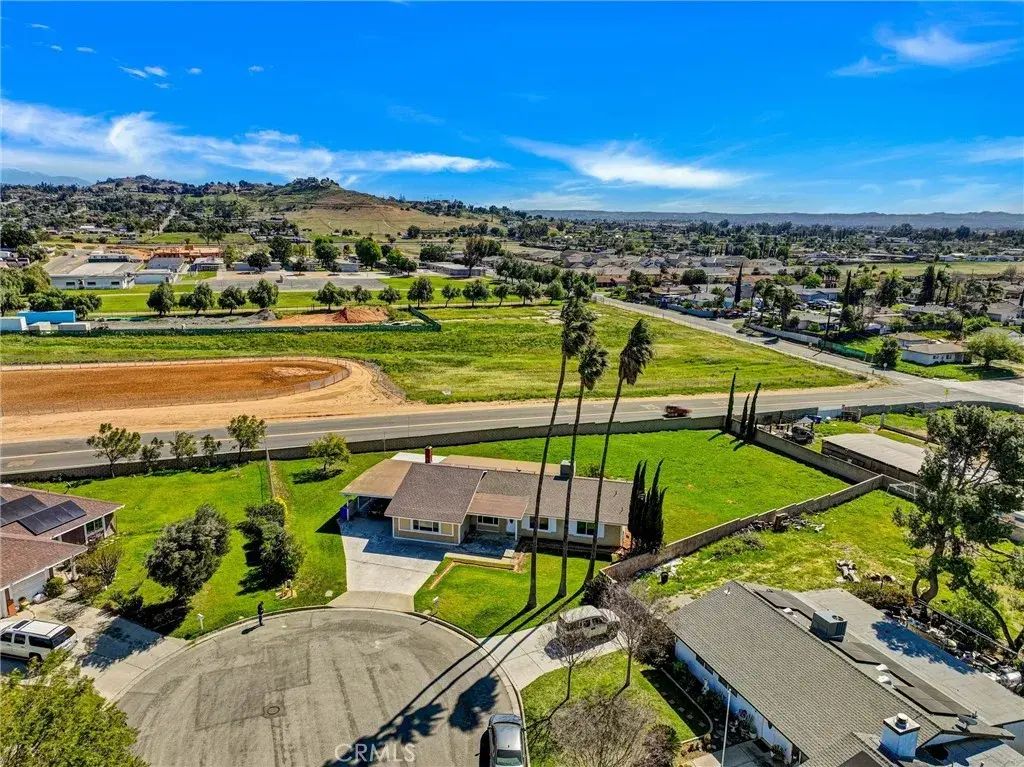 9210 Trailhead, Jurupa Valley