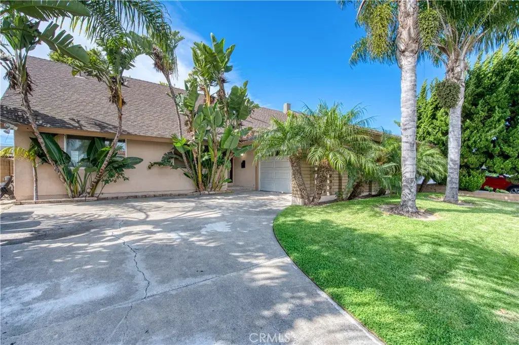 20621 Paisley Lane, Huntington Beach