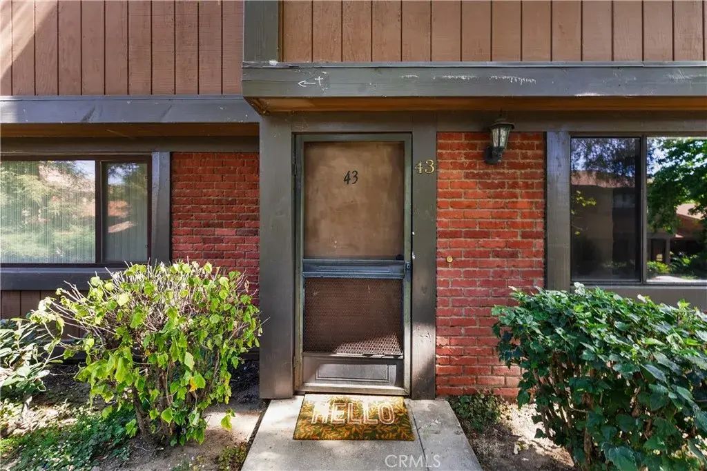 14456 Foothill Boulevard 43, Sylmar