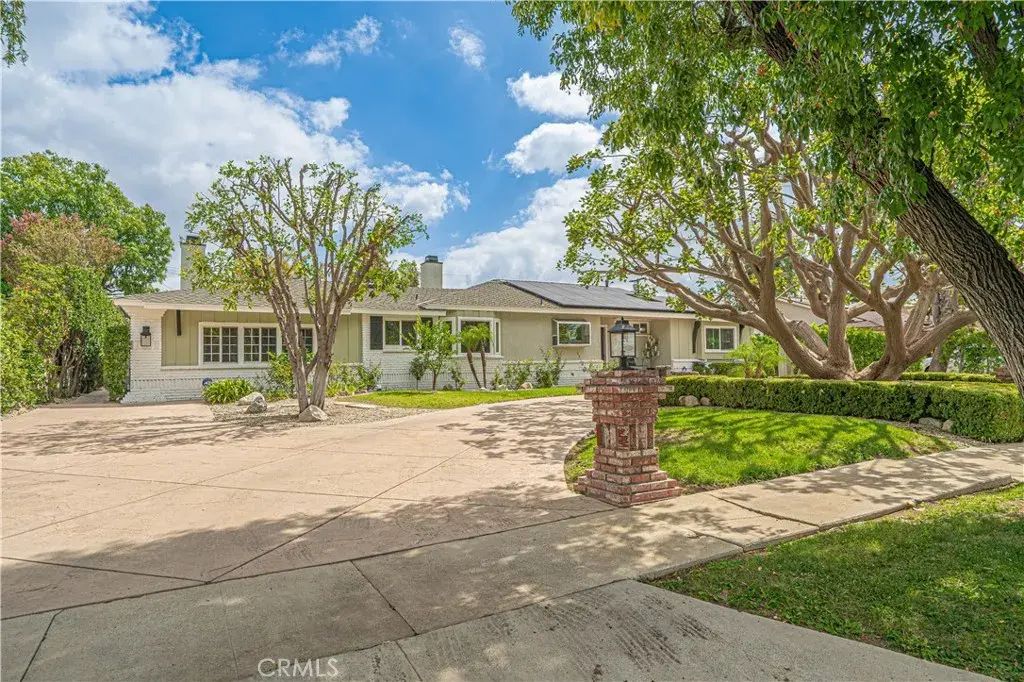 10132 Wish, Northridge