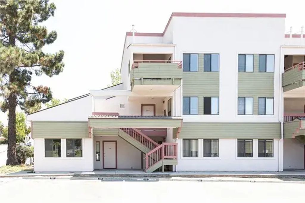 1239 E Foothill Boulevard 112, San Luis Obispo