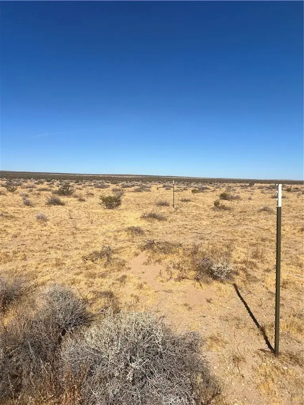 16 Near Helendale, Helendale