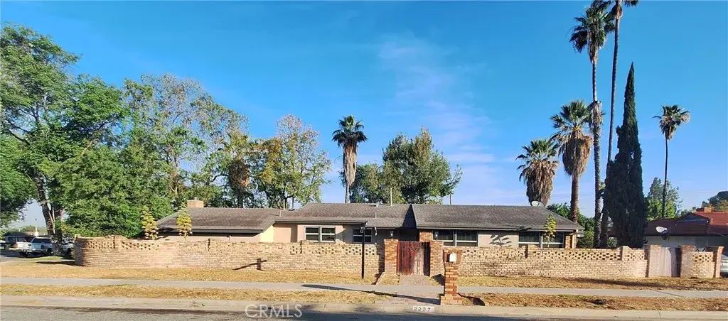 2327 Fairview, Riverside