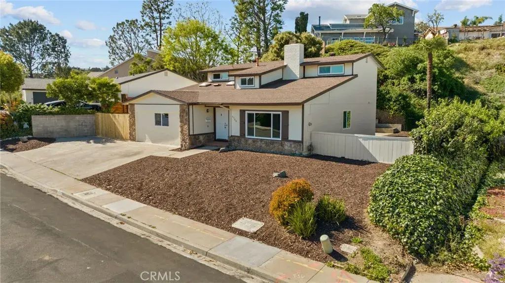 5360 Burford Street, CLAIREMONT