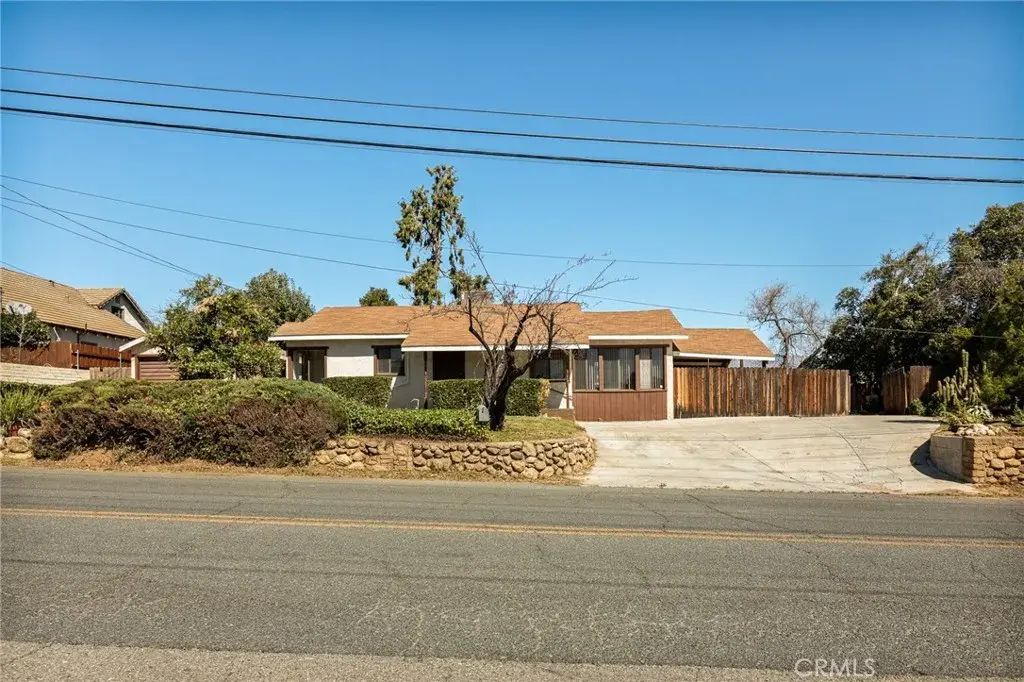 31642 Avenue E East, Yucaipa