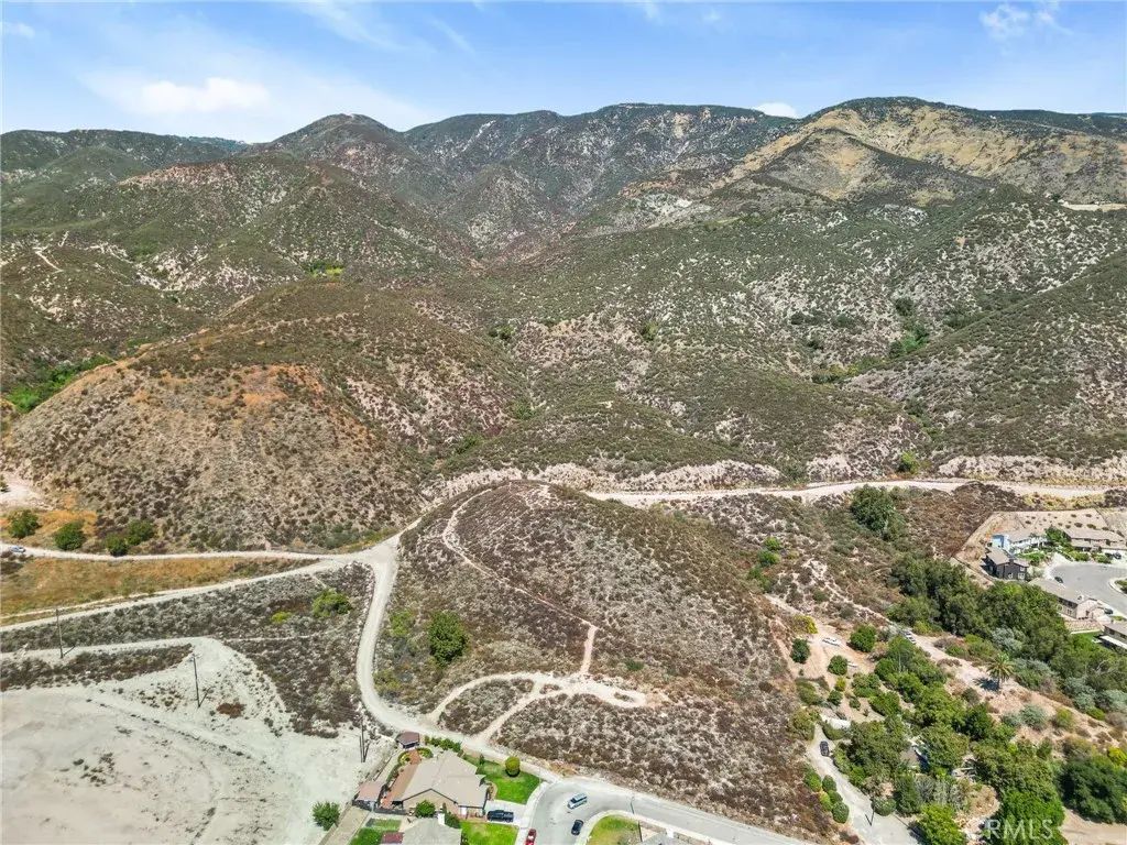 1 Hill West, San Bernardino