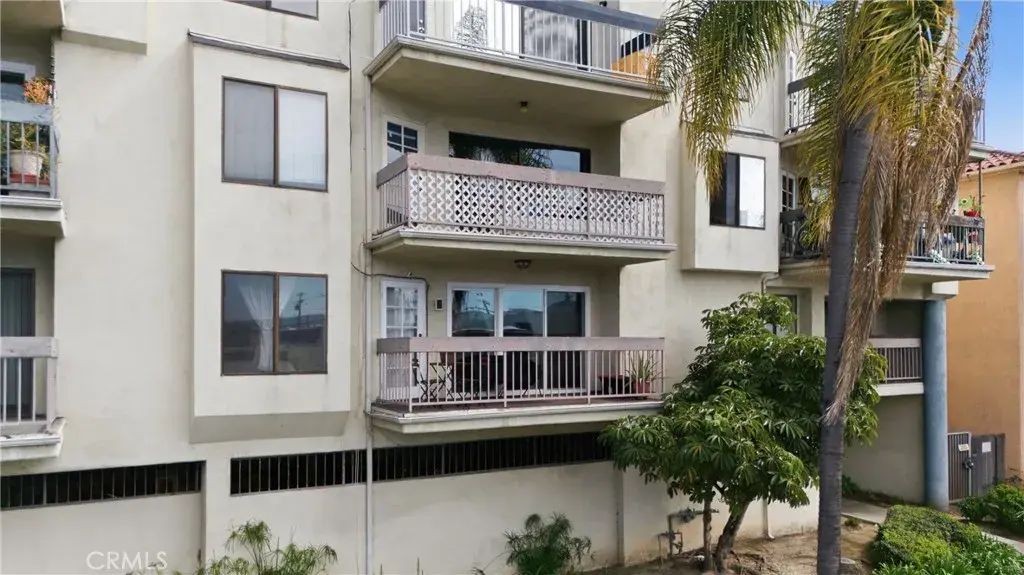 1360 Redondo 102, Long Beach