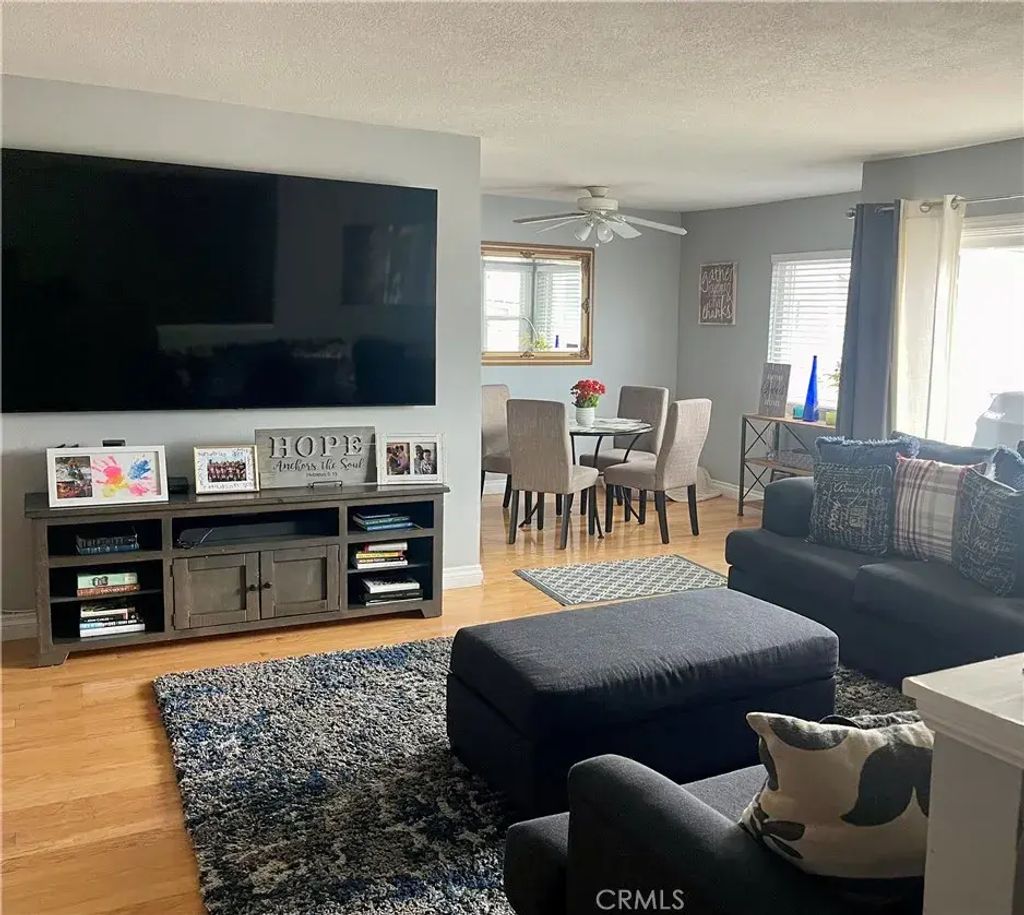 803 W Fletcher 205, Orange