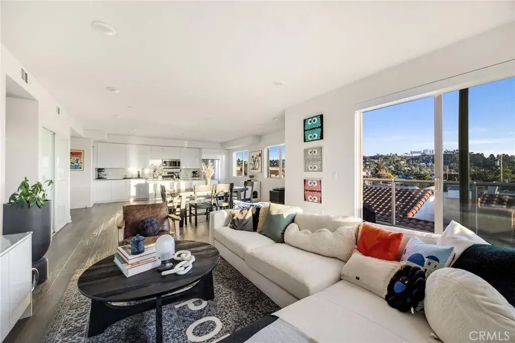 518 E Windsor 305, Glendale