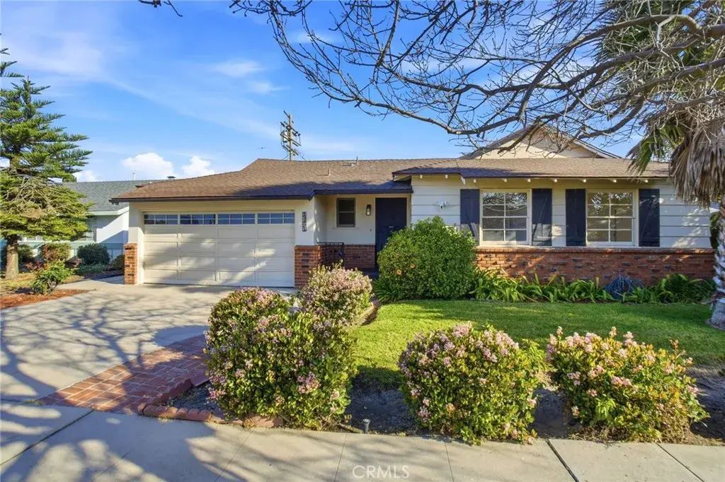 13421 Barbara Ann St, North Hollywood