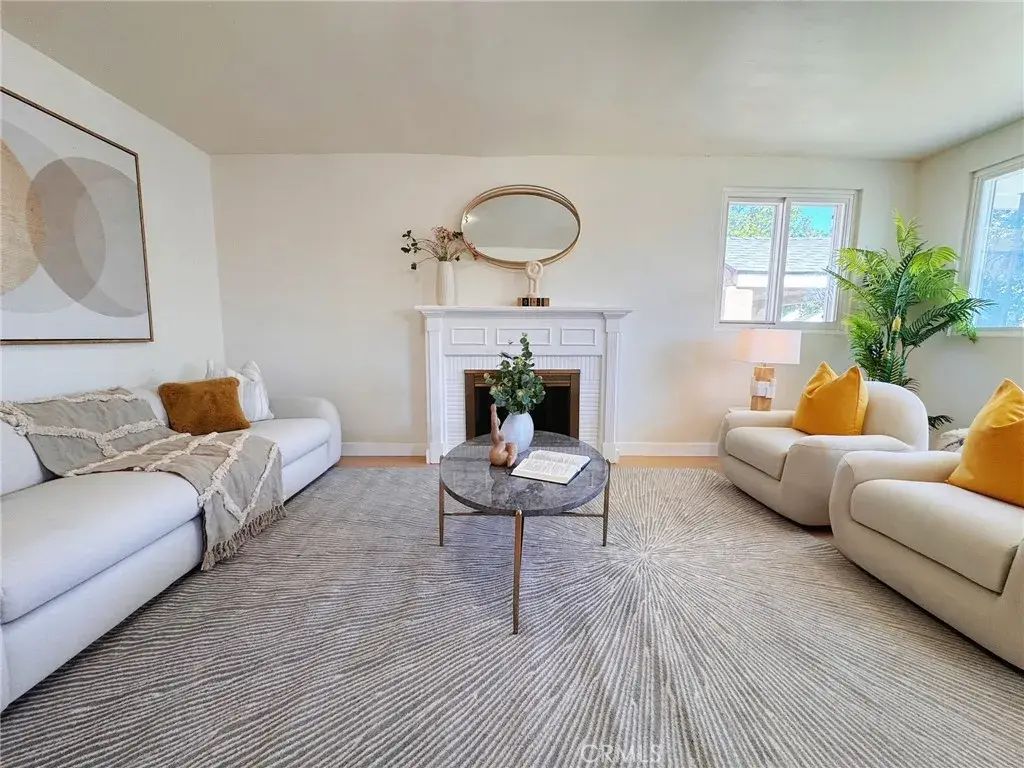 8633 Cimarron Street, Los Angeles