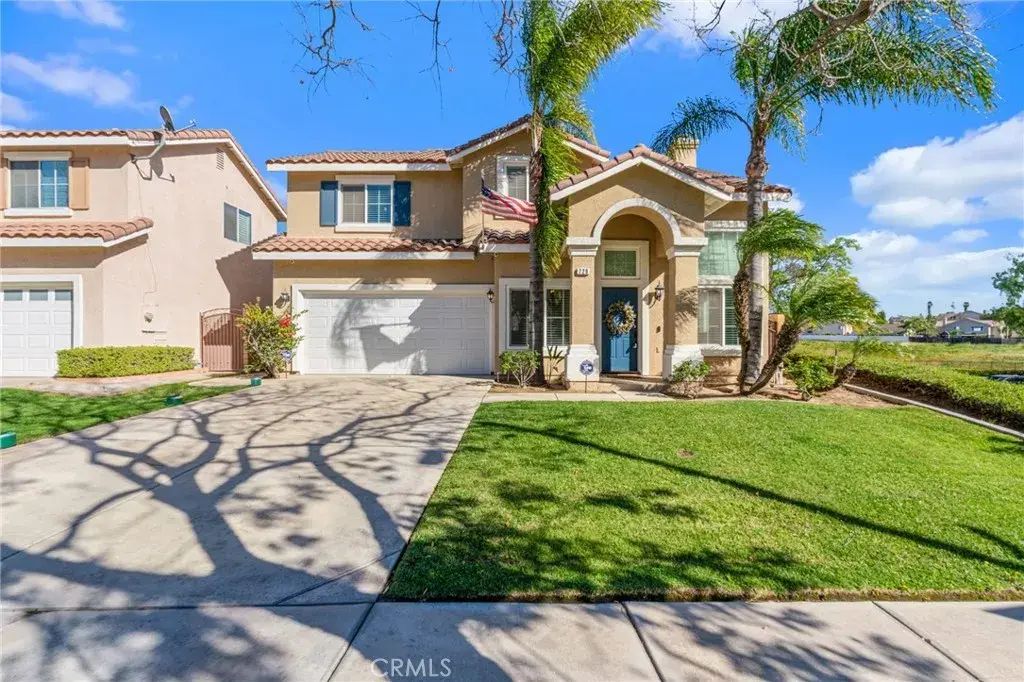 729 La Docena Lane, Corona