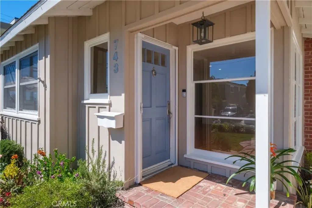 743 26th, Manhattan Beach