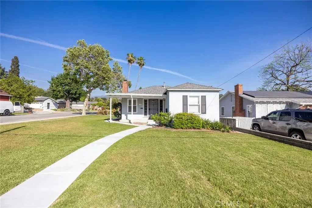 558 N Vermont Avenue, Glendora