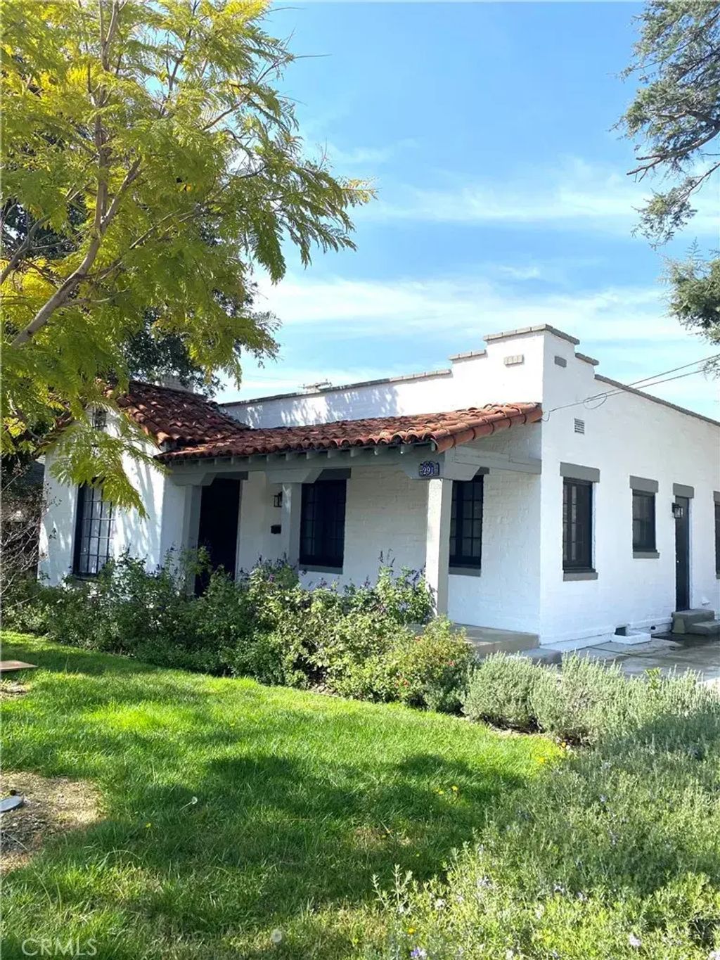 291 N 6th Avenue, Upland
