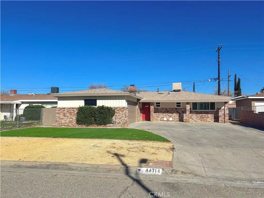 44714 2nd East, Lancaster
