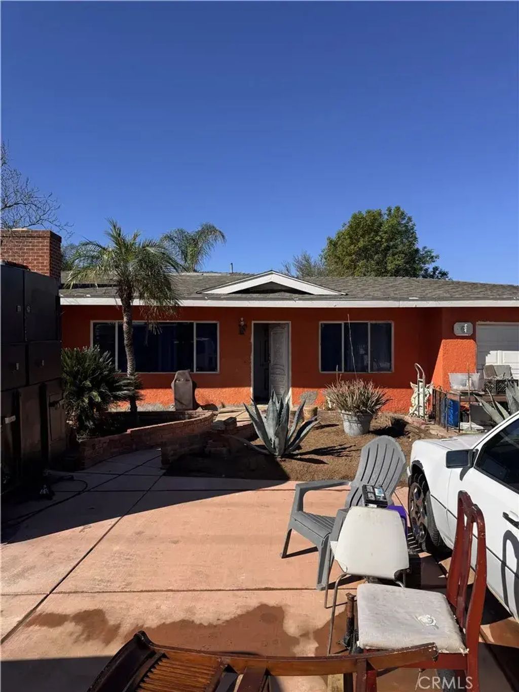 6085 Bain, Jurupa Valley