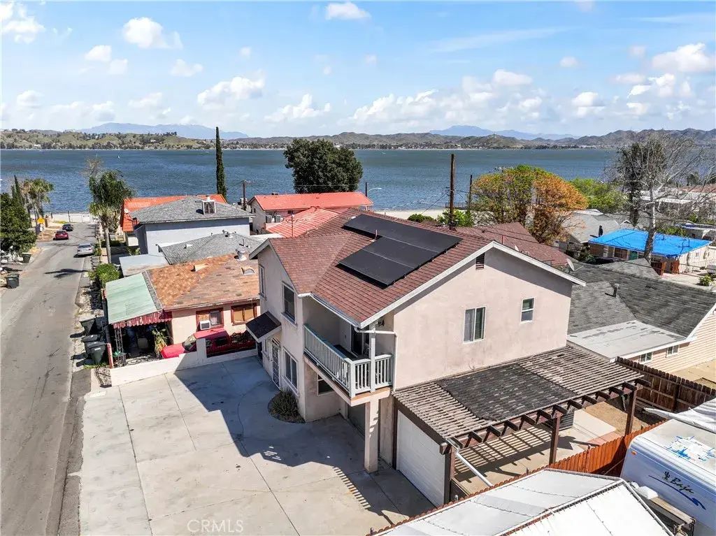 32882 Pepper, Lake Elsinore