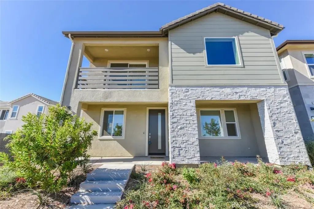 132 Chorus, Irvine