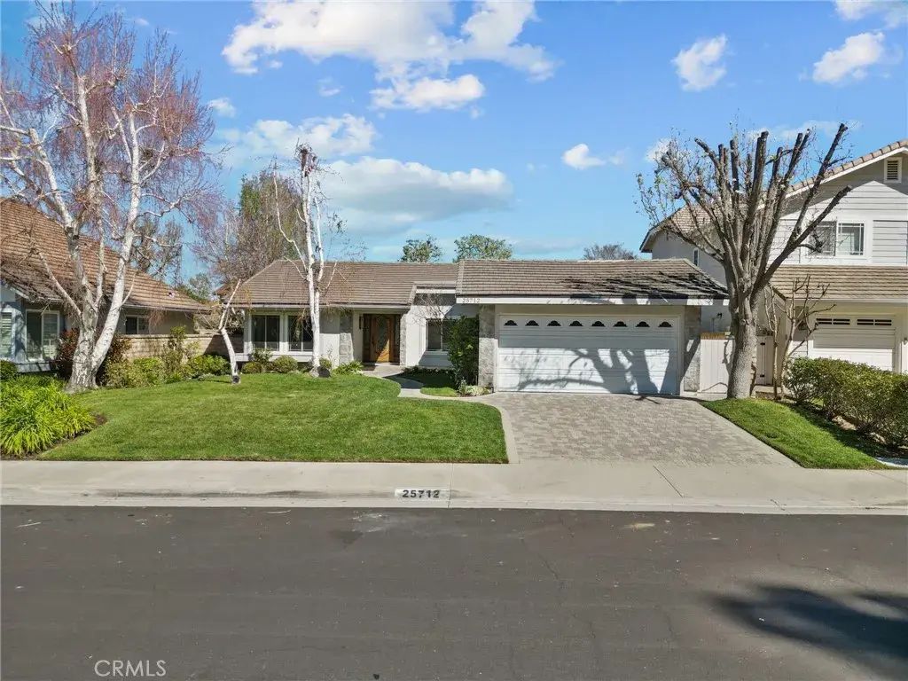 25712 Floral Court, Valencia