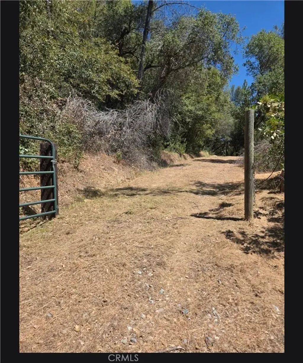 1371 Moccasin, Placerville