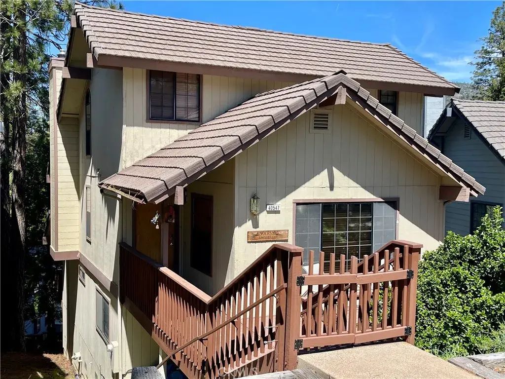 40547 Saddleback, Bass Lake