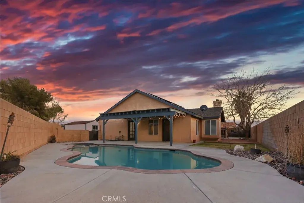 21601 Adler, California City