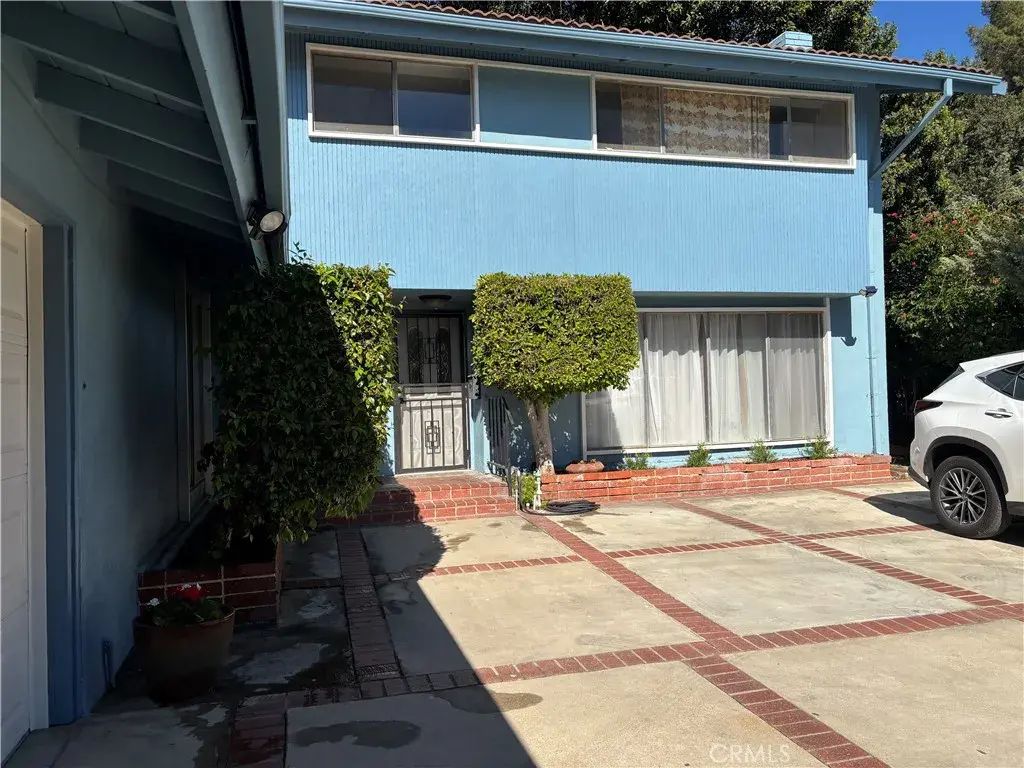 13645 Camilla, Whittier