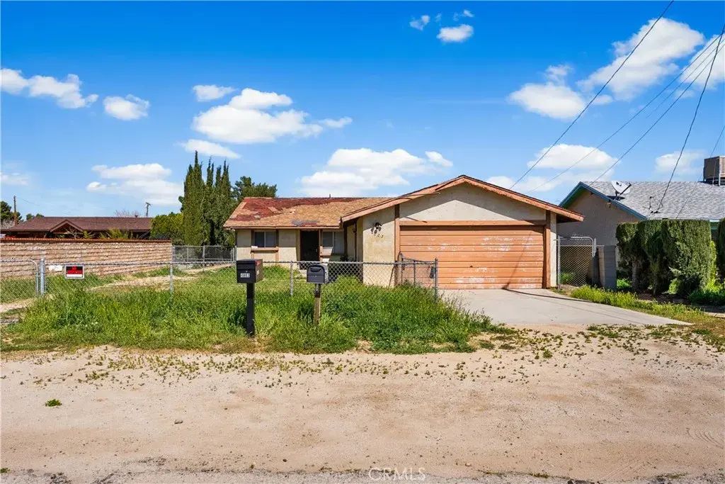 4803 W Avenue L6, Lancaster
