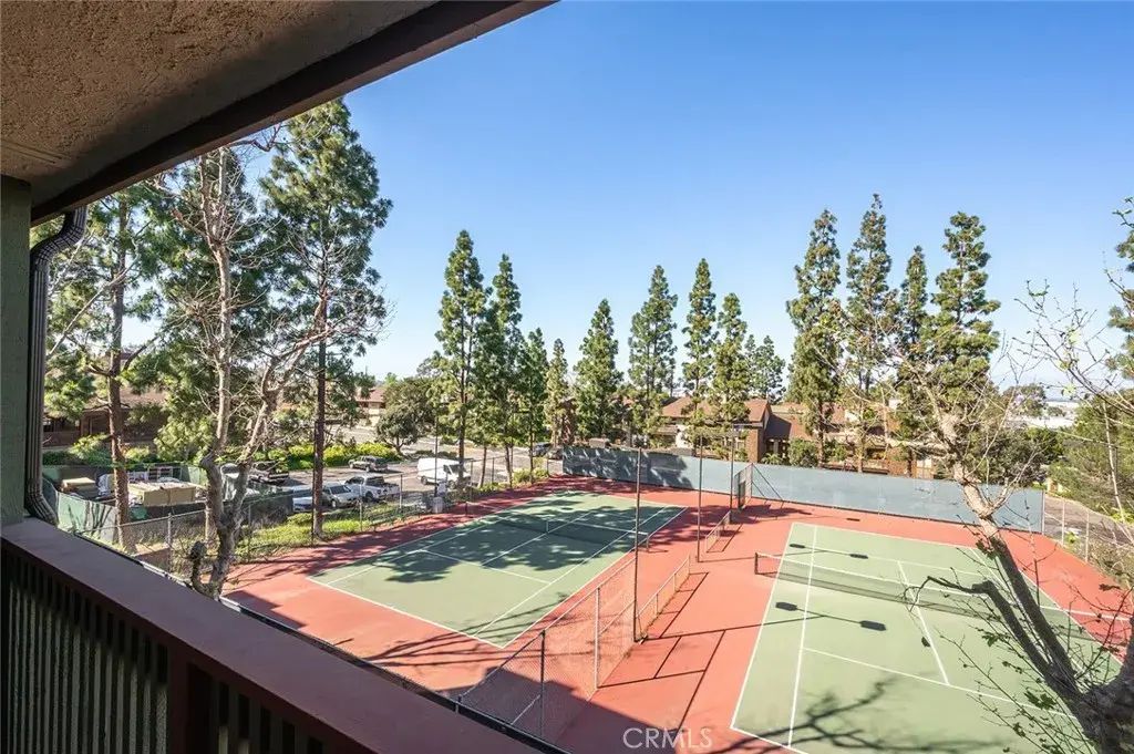 2512 E Willow Street 104, Signal Hill
