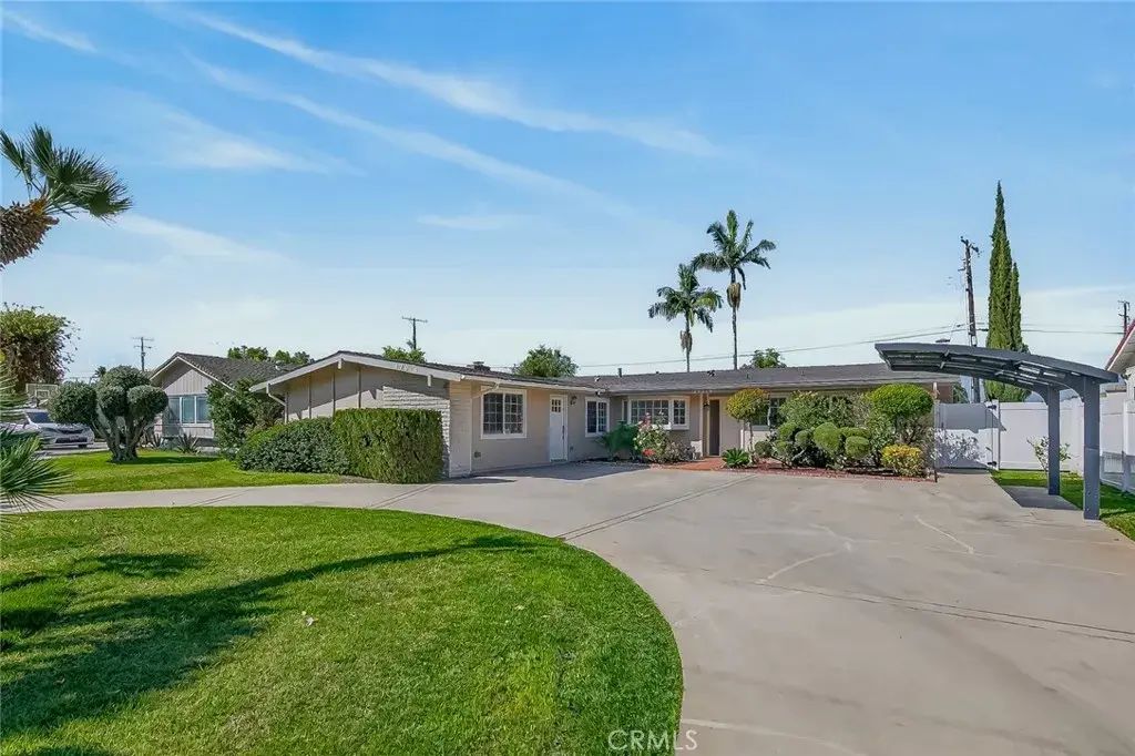4751 Saint Andrews, Buena Park