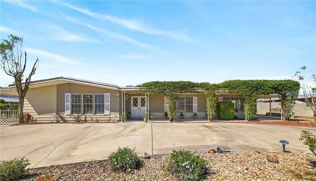 39300 One Horse, Palm Desert