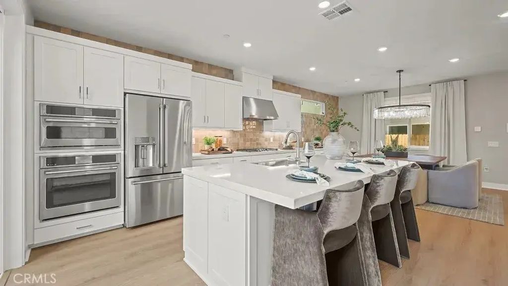 27393 Fox Den Place, Valencia