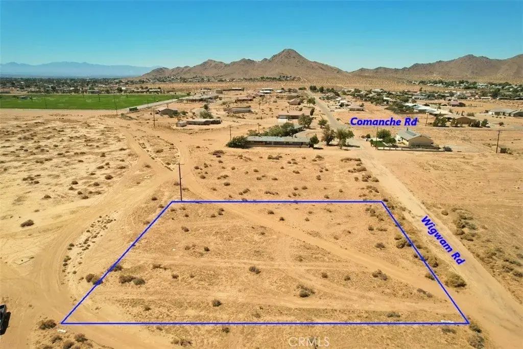 23 Wigwam, Apple Valley