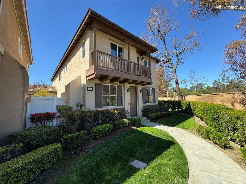 165 Kensington Park, Irvine
