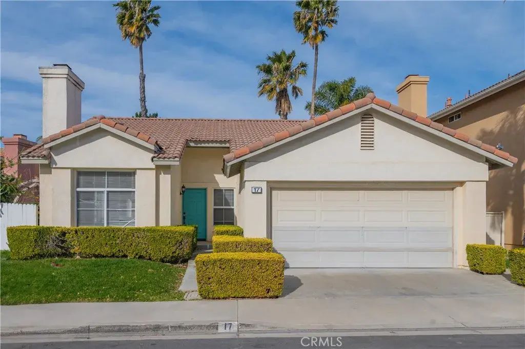 17 Avignon Avenue, Lake Forest