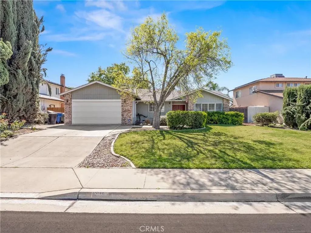873 Cedar, Lemoore