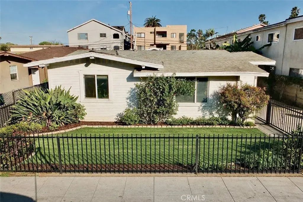 1058 Dawson, Long Beach