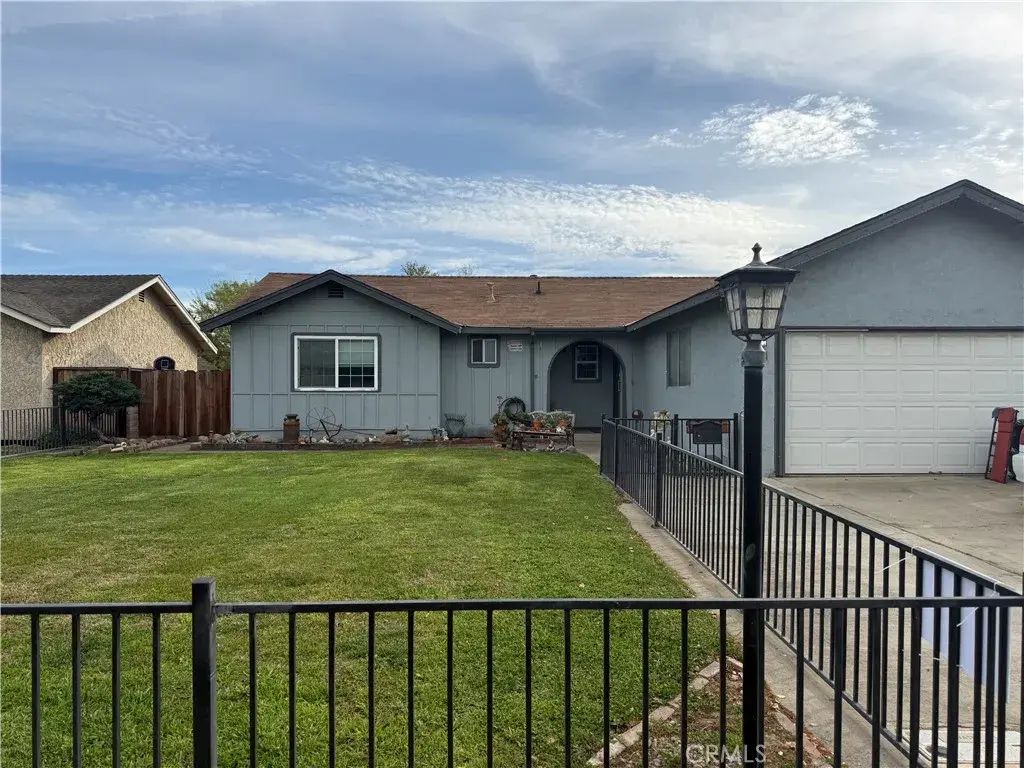 276 E Juniper, Atwater