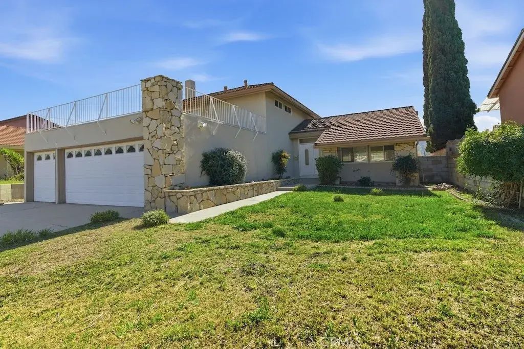 29166 Flowerpark Drive, Canyon Country