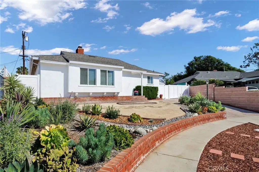 12629 Wixom Street, North Hollywood